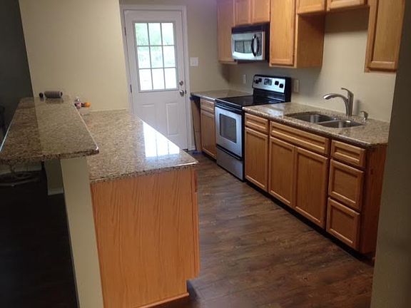 2nd image of 2026 Rockford Dr