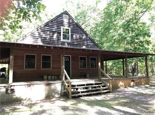 6082 Hungarytown Rd, Blackstone, VA 23824