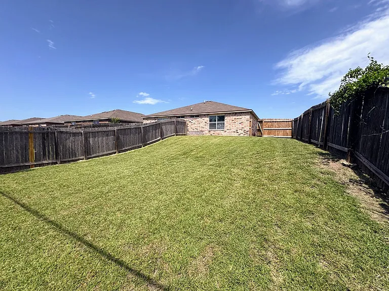 5102 Lauren Lea Dr — Photo 23
