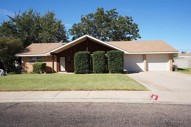 1st image of 3917 Dumont Dr