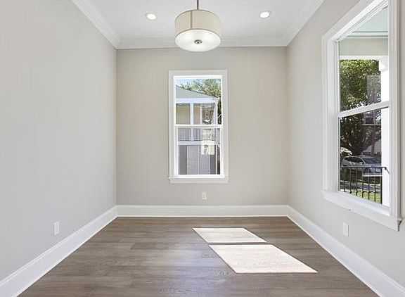 5th image of 1444 Athis St