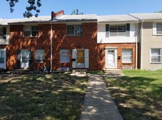 9227 Nieman Rd, Overland Park, KS 66214