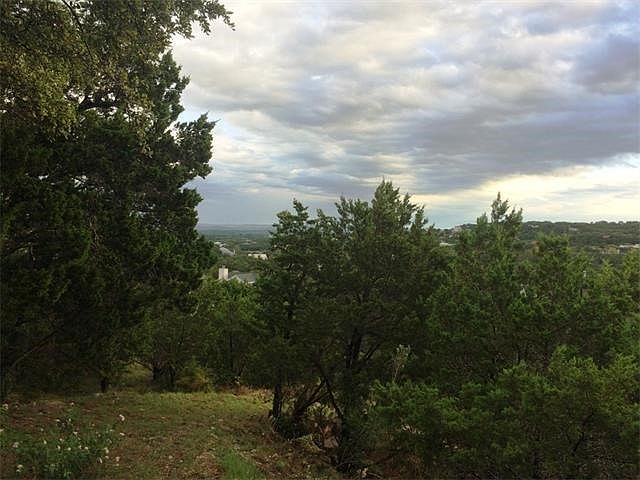 1st image of 22100 Moulin Dr