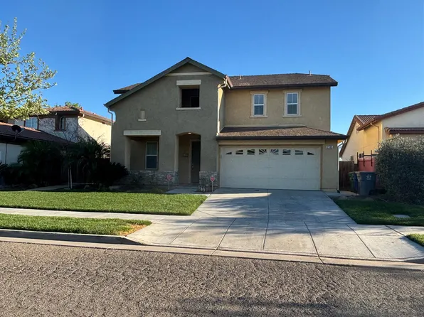 2385 S Creekside Dr, Los Banos, CA 93635