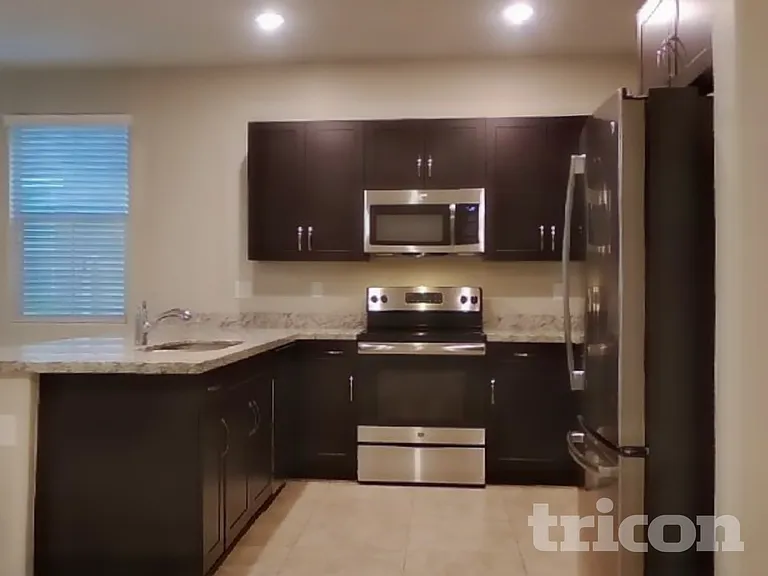 12586 W Mazatzal Dr — Photo 6