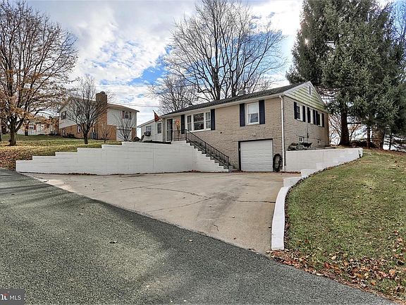 4th image of 3443 Skyview Dr