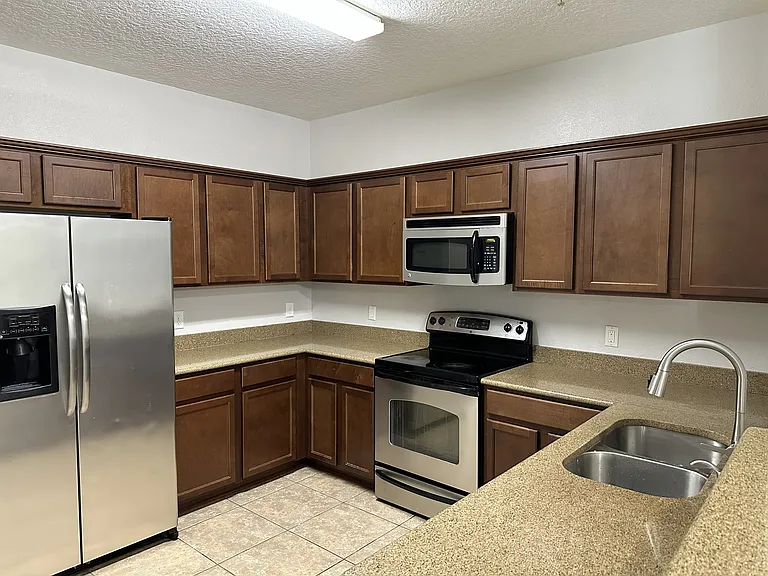 4911 Key Lime Dr #201 — Photo 19
