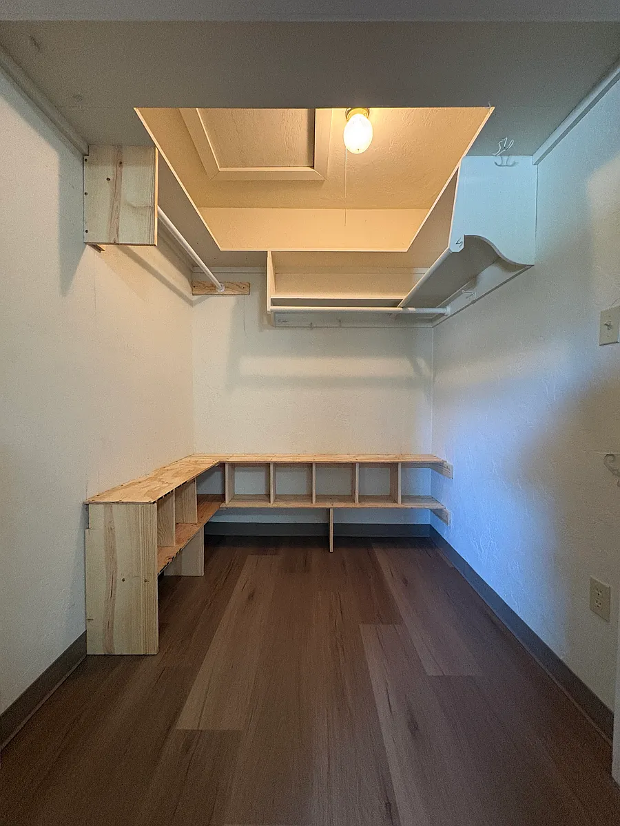 Building Photo - 303 Sutter St #C
