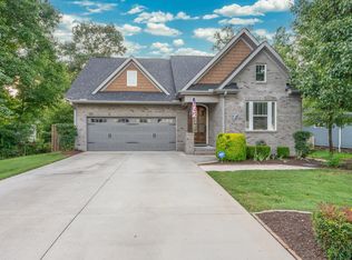 7 Nakkol Dr, Simpsonville, SC 29680