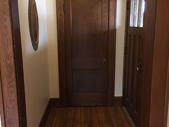 2nd image of 4574 North St