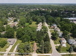 3072 E Lake Lansing Rd, East Lansing, MI 48823