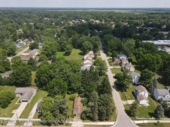 3072 E Lake Lansing Rd, East Lansing, MI 48823