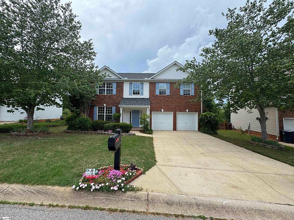 1st image of 168 Birkhall Cir