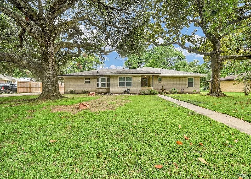1st image of 115 Southern Oaks Dr