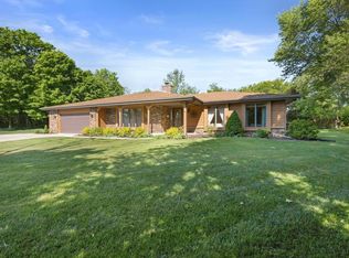 2324 Rivershore Dr, Racine, WI 53405