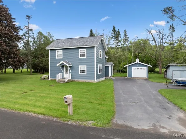 7964 S Canning Factory Rd, Waterville, NY 13480