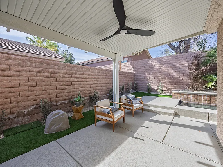 10982 Village Ridge Ln — Photo 2