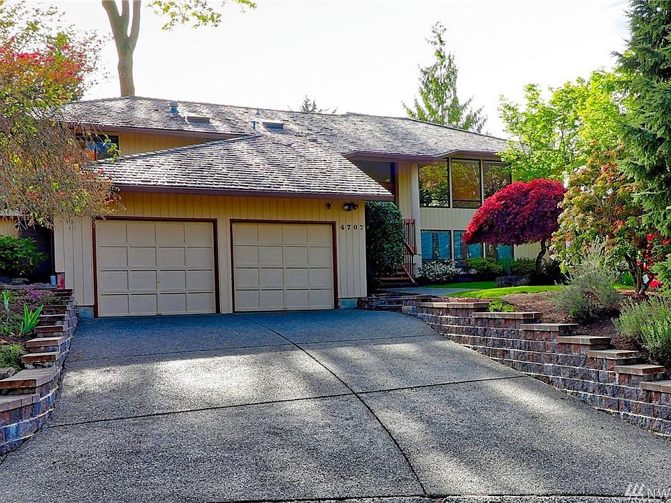 1st image of 4707 142nd Pl SE