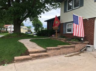 121 Hendrickson Ave, Edgewater Park, NJ 08010