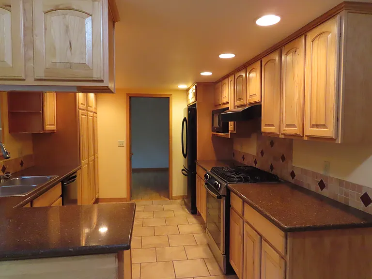 870 Waite Dr — Photo 15