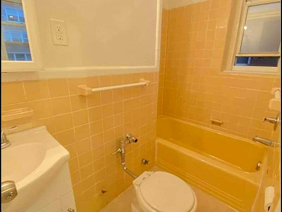 2nd image of 69-29 108th St #5D
