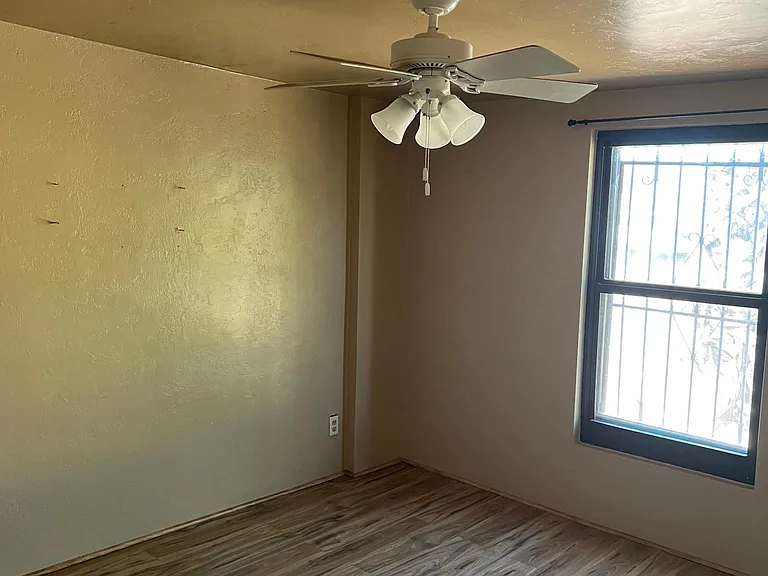 6027 S Lostan Ave — Photo 13