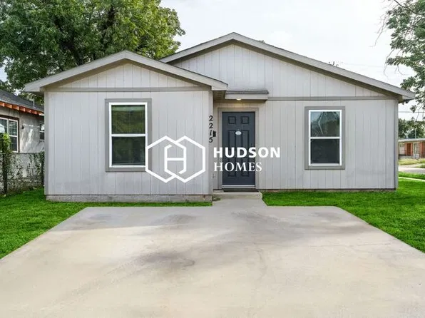 2215 8th St, Wichita Falls, TX 76301