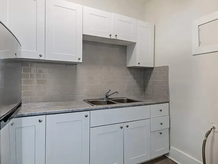 2024 14th Ave #12 — Photo 16