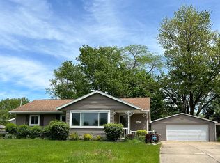 2207 Melbourne Ct, Fort Wayne, IN 46804