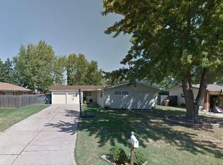5712 E Kenawee St, Wichita, KS 67220