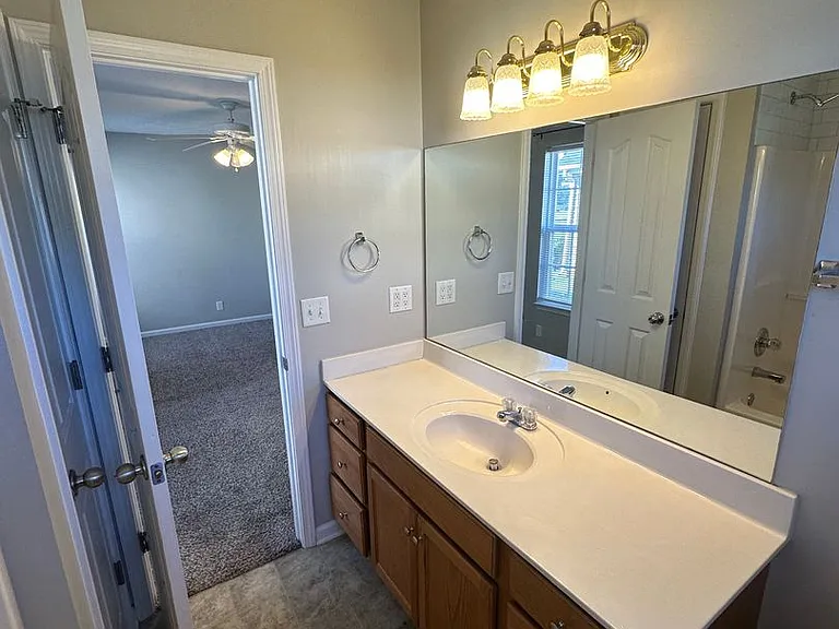 1824 Cason Trl — Photo 15