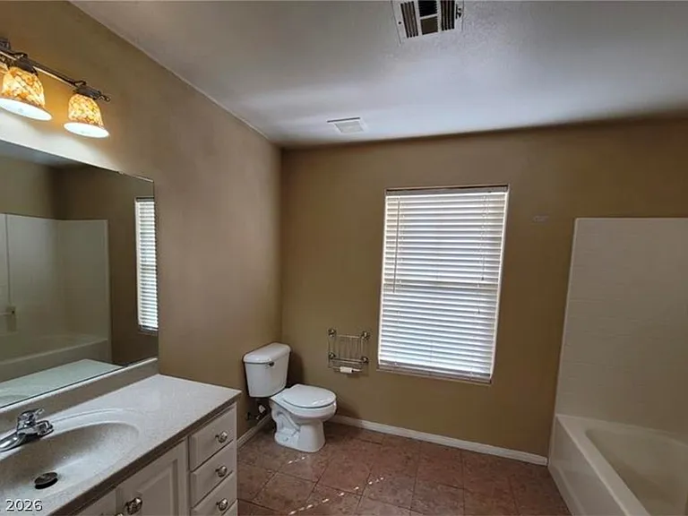 1132 Majestic Canyon St — Photo 11