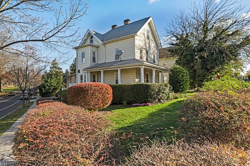 1st image of 301 S Orange Ave