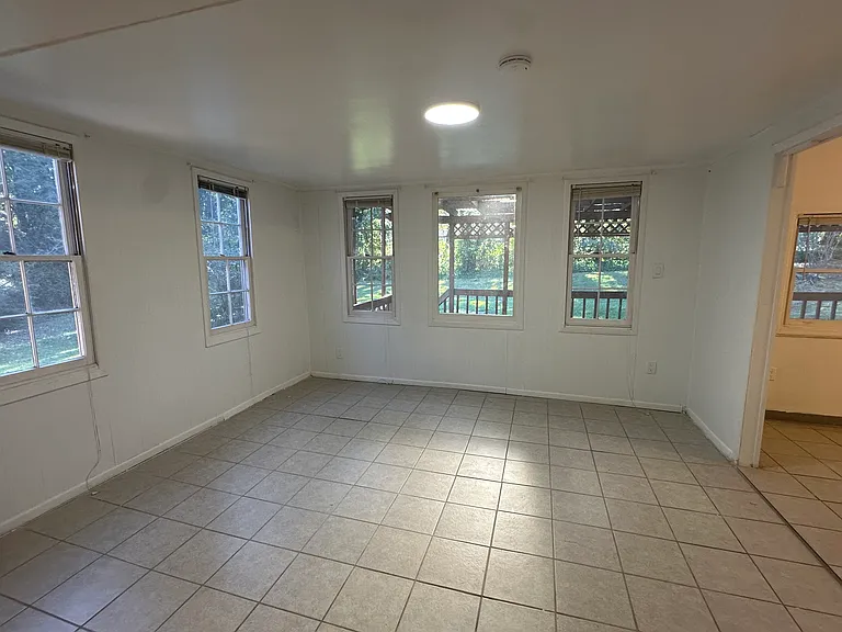 5400 Francis Dr SW — Photo 9