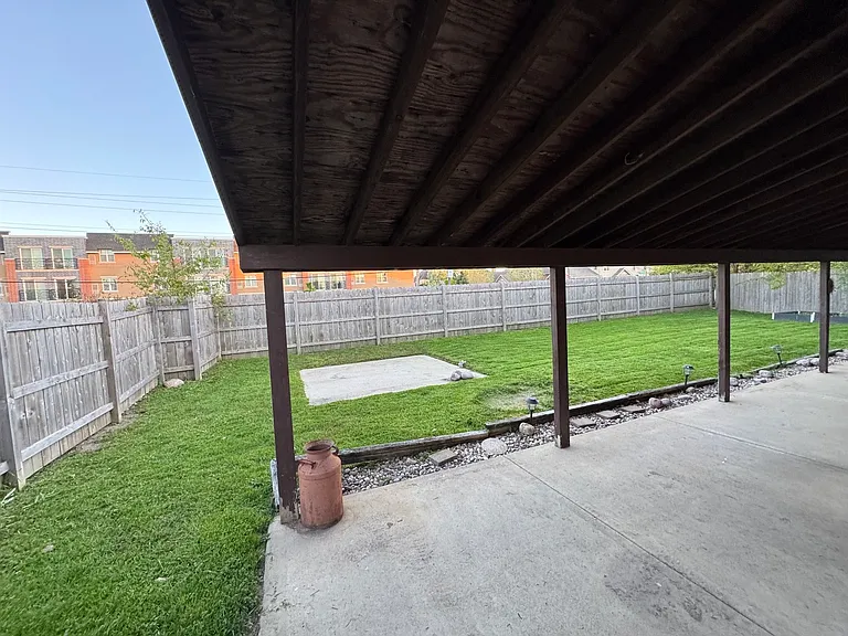 425 Beechwood Dr — Photo 13