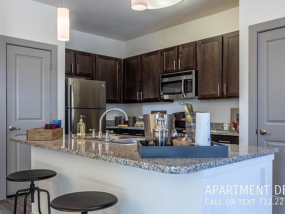 4th image of 1556 Crescent Pointe Pkwy #1719