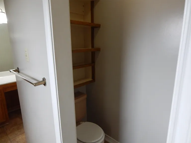 4503 River Oaks Dr — Photo 36