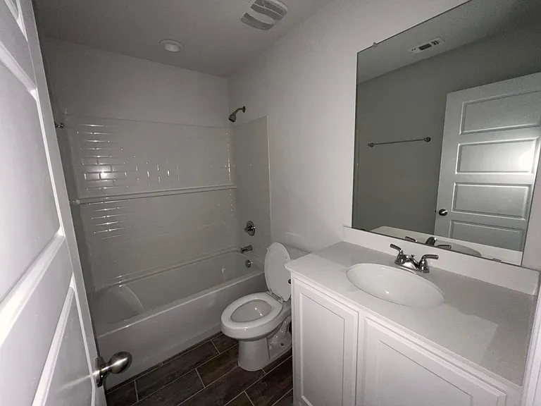 5744 Brookville Dr — Photo 27