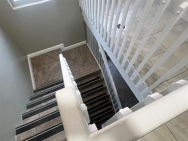 Timberbend Cir — Photo 18