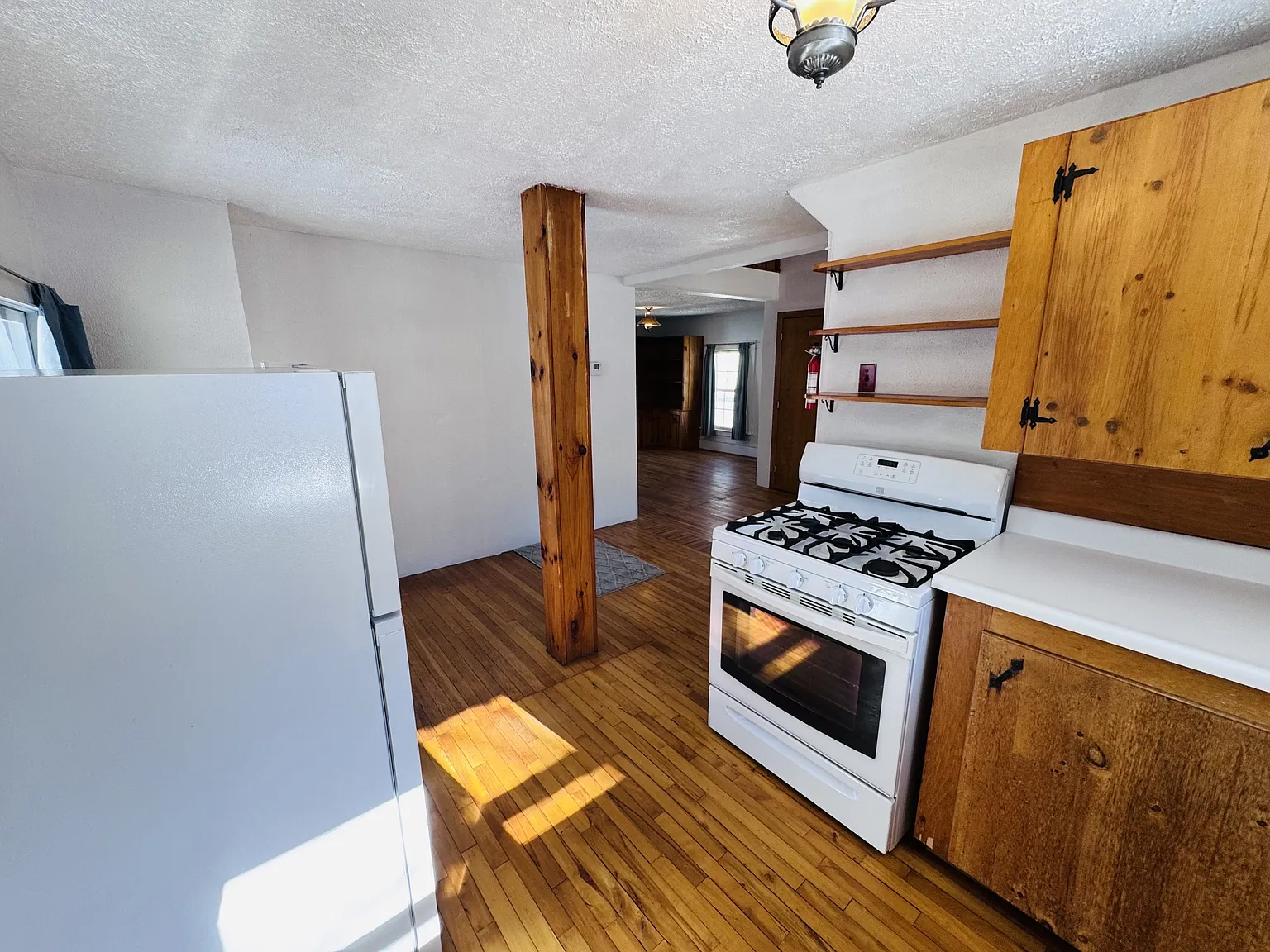 240 Pine Street - 1 — Photo 3