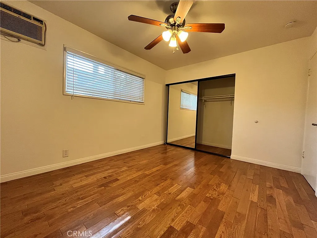 2 bed, 817 sqft, $2,700 — Photo 3