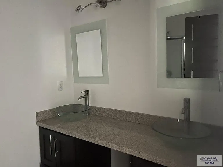 2550 Weslaco Rd #K1 — Photo 12