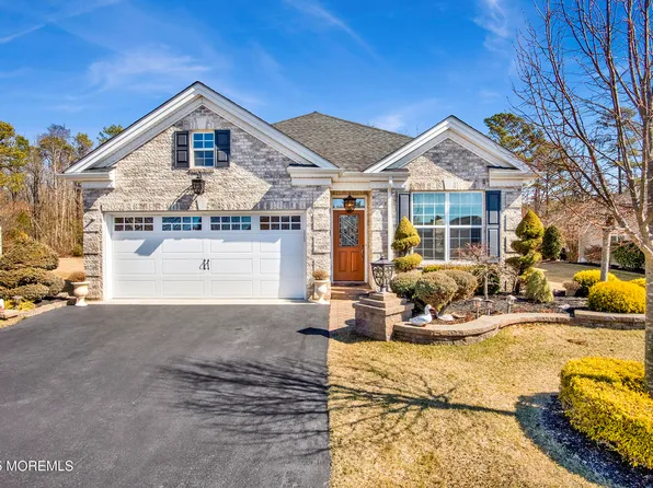 12 Arlington Way, Jackson, NJ 08527