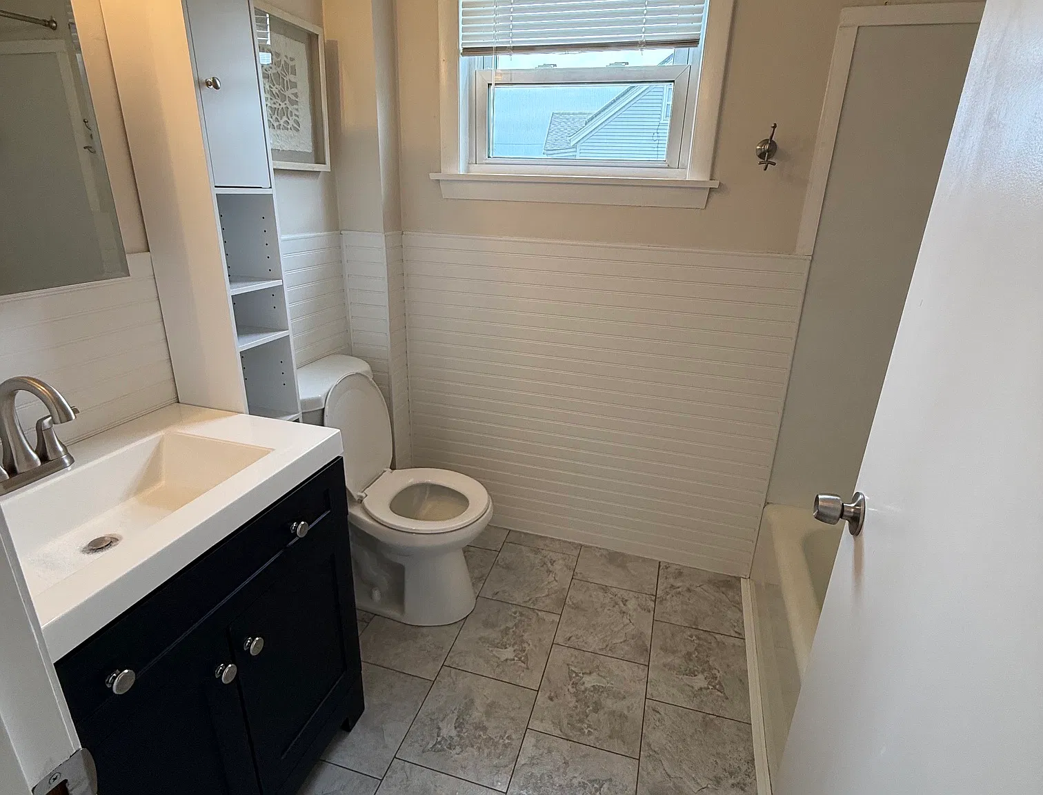 2 bed, 650 sqft, $1,300 — Photo 3