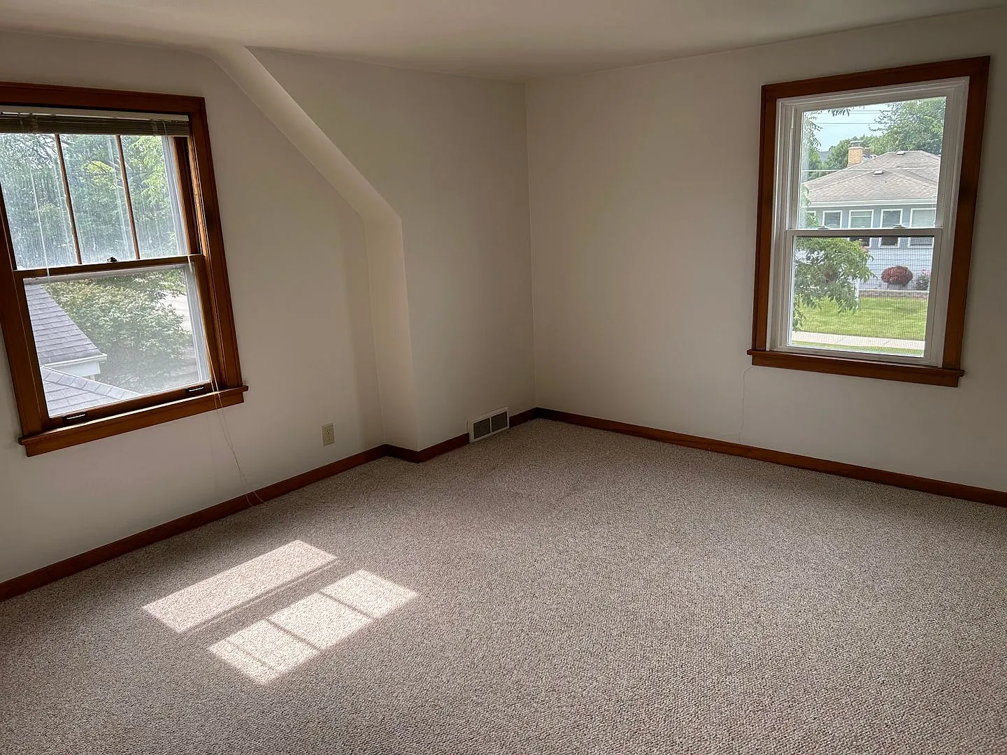 5307 32nd Avenue LLC — Photo 4