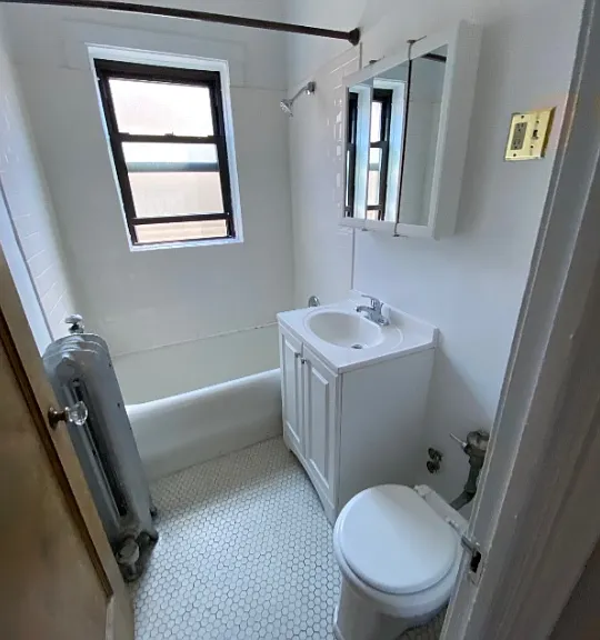 4521 N Paulina St #3A — Photo 10