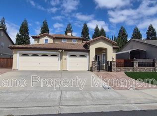 2080 Mariposa Dr, Dixon, CA 95620