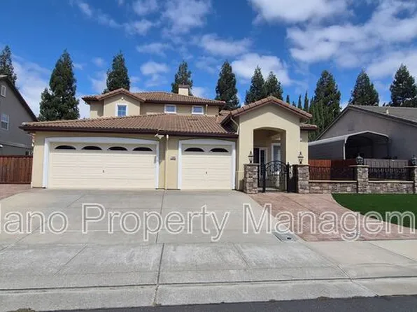 2080 Mariposa Dr, Dixon, CA 95620