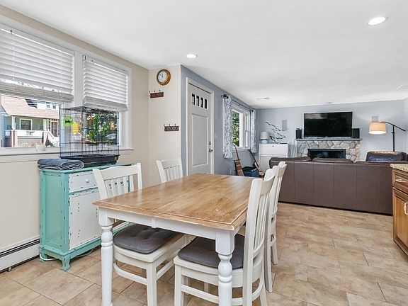 4th image of 42 Virginia Rd