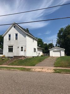 621 Maurice St, Ishpeming, MI, 49849